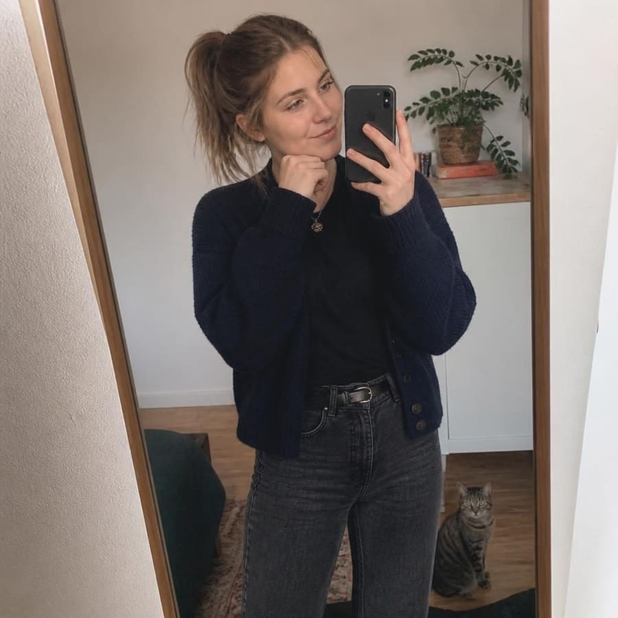 Bella